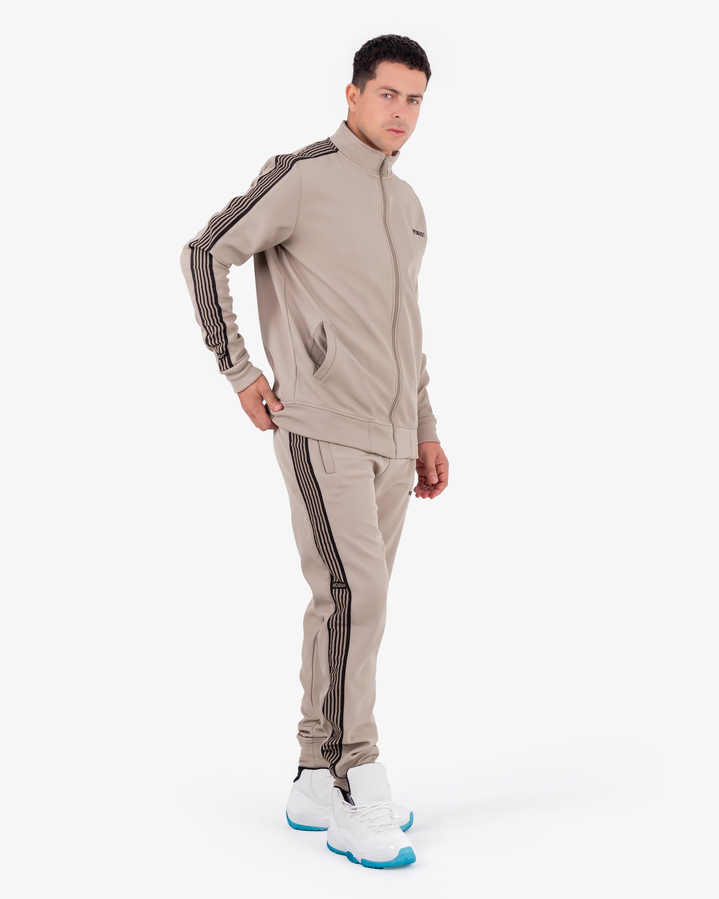 Robust Soft Track Suit (V.18)